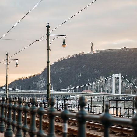 Danube Castleview Apartment Budapest Bagian luar foto